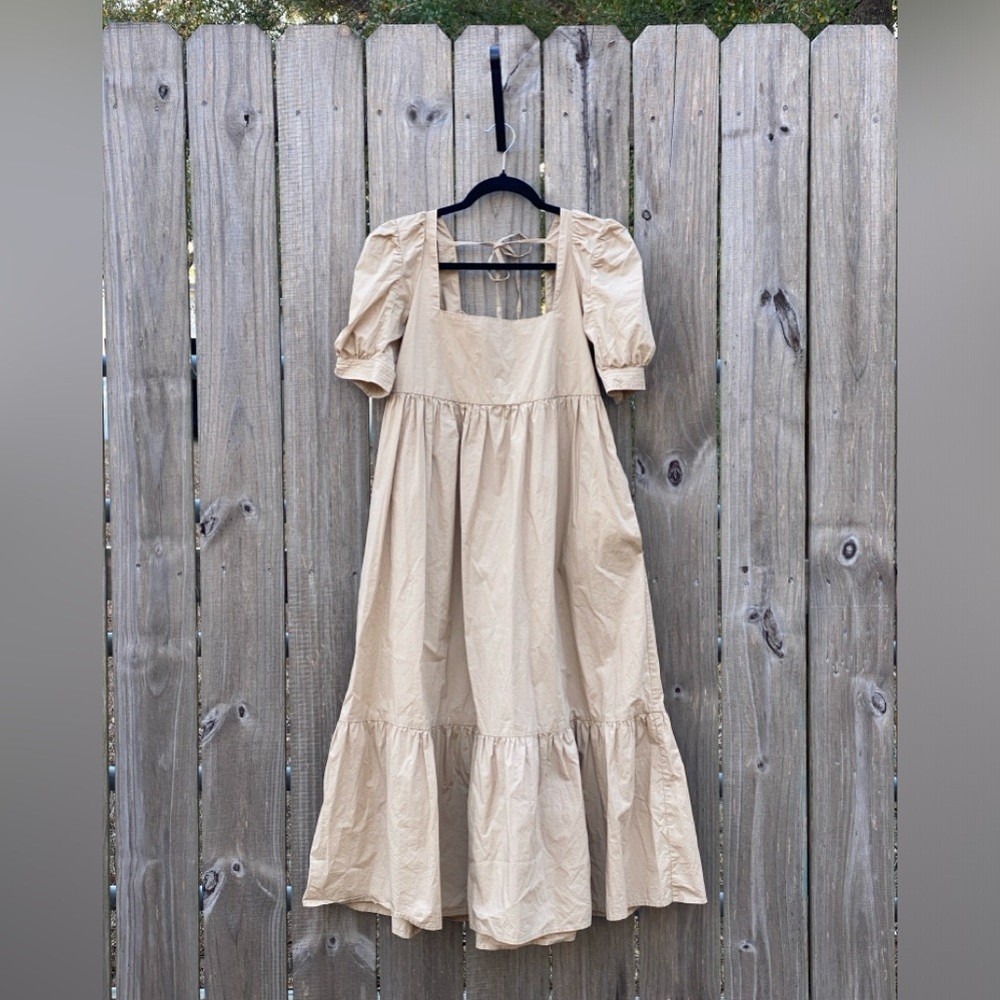 En Saison Dress XS
Beige
Feminine
Cottagecore